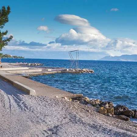 Stunning In With Jacuzzi * Crikvenica
