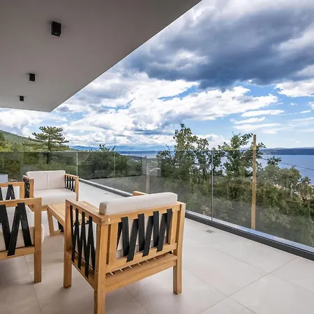 Stunning In Feriehus Crikvenica